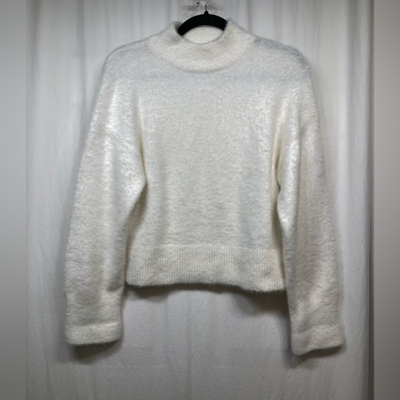 H&M Cream Fuzzy Mock Neck Pullover Womens Sweater XS - Picture 5 of 16